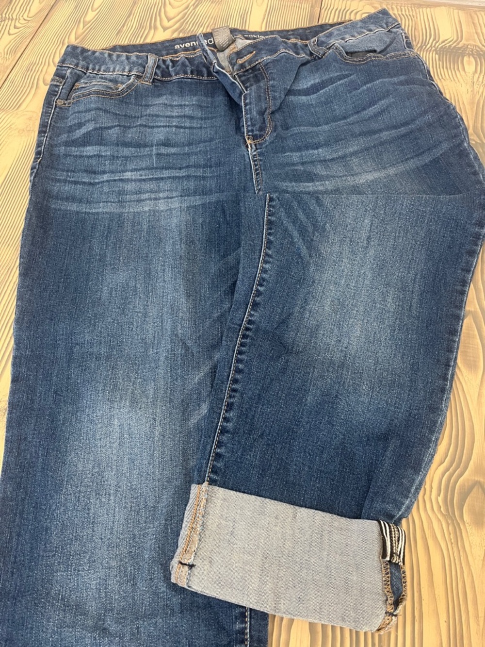Avenue Dark Blue Cropped Stretch Jeans with Cuffed Hem